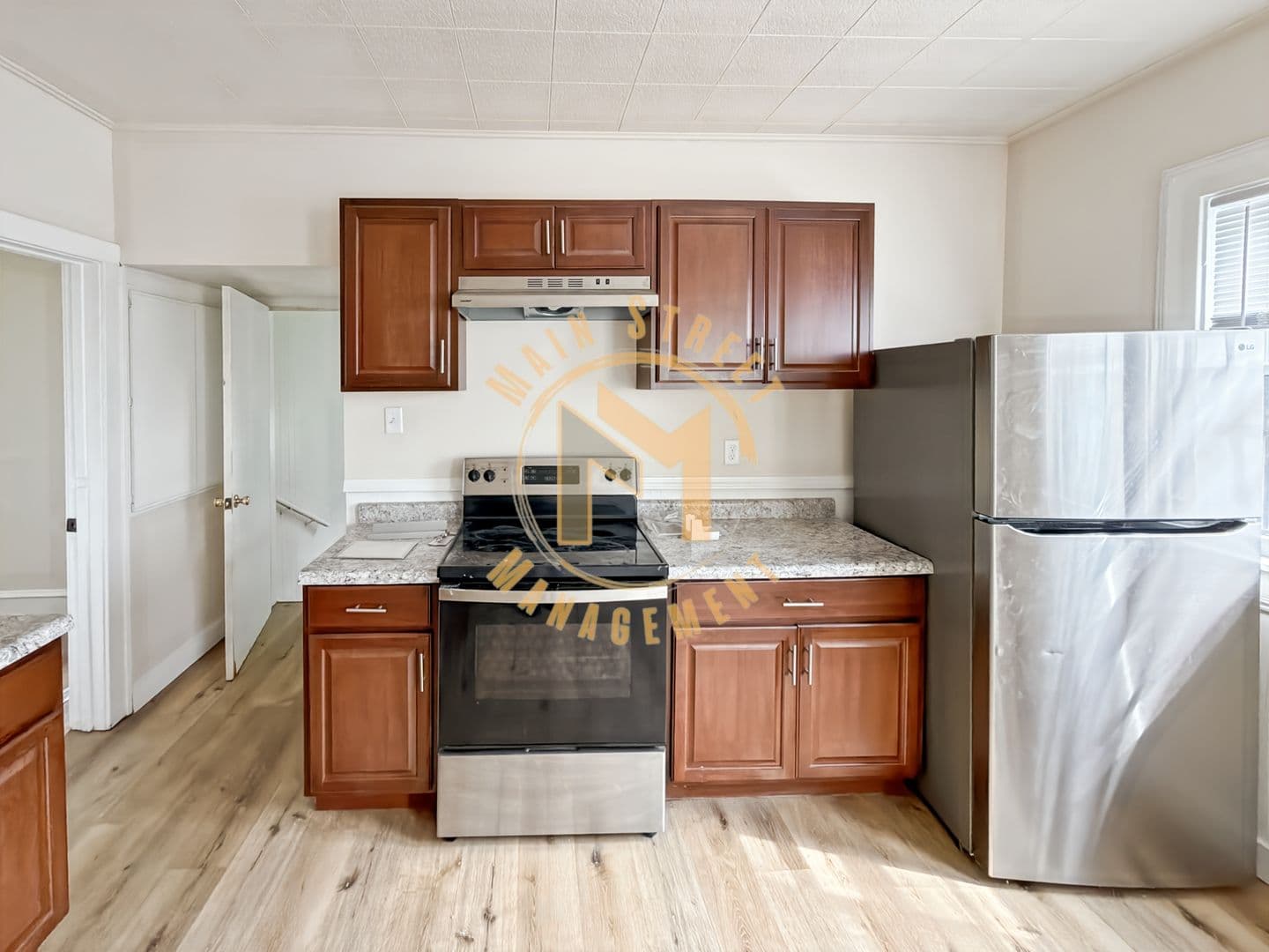 Sheboygan Apartment: 1533 N 12th St.