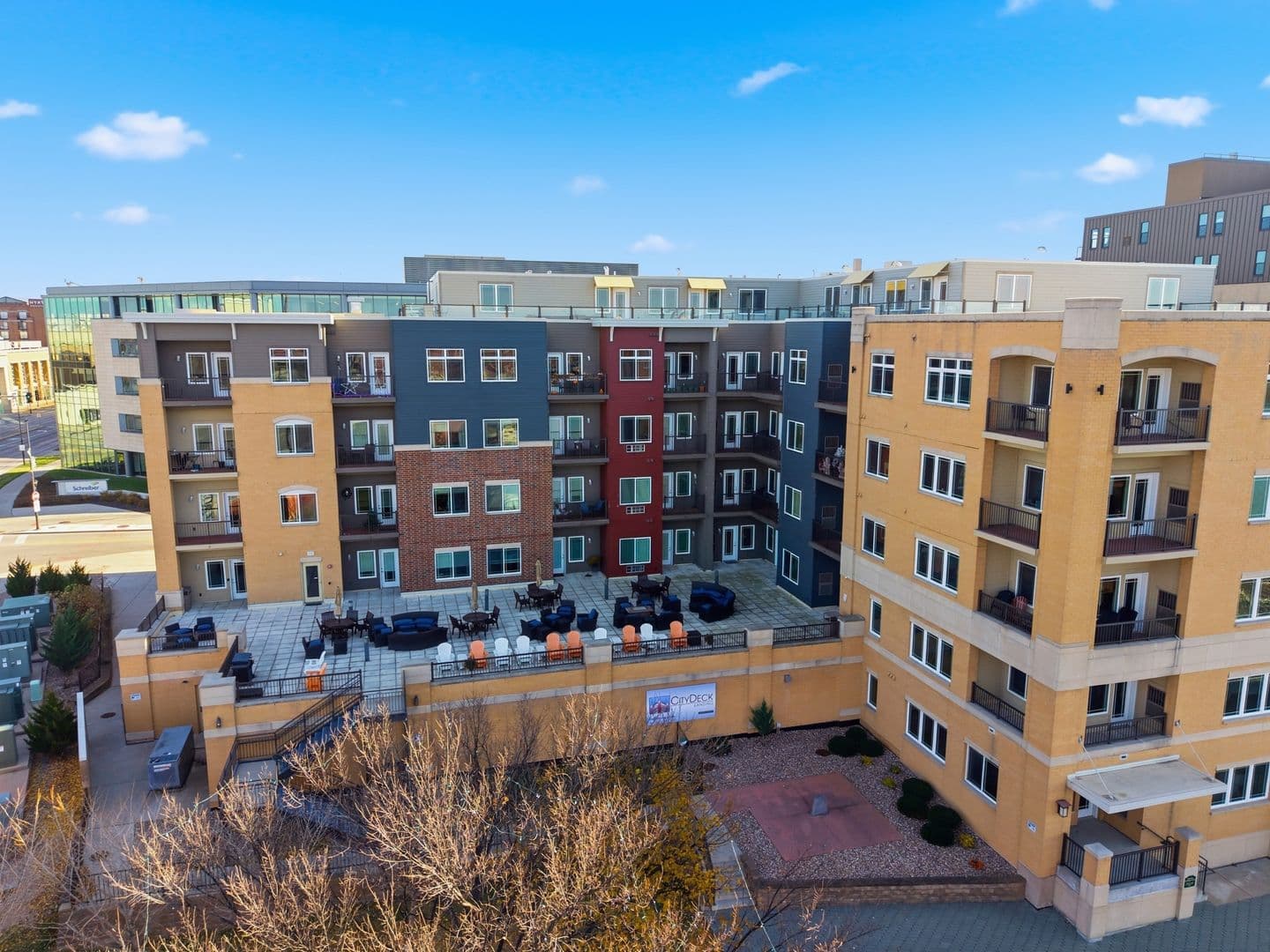 Green Bay Apartment: 401 N Washington St.