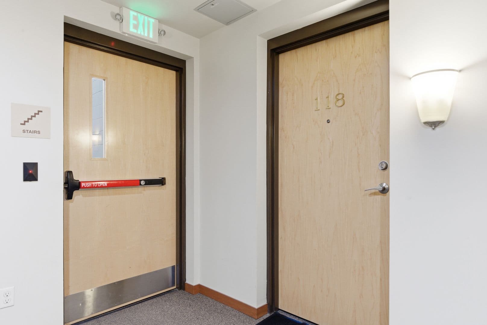 Green Bay Apartment: 401 N Washington St.