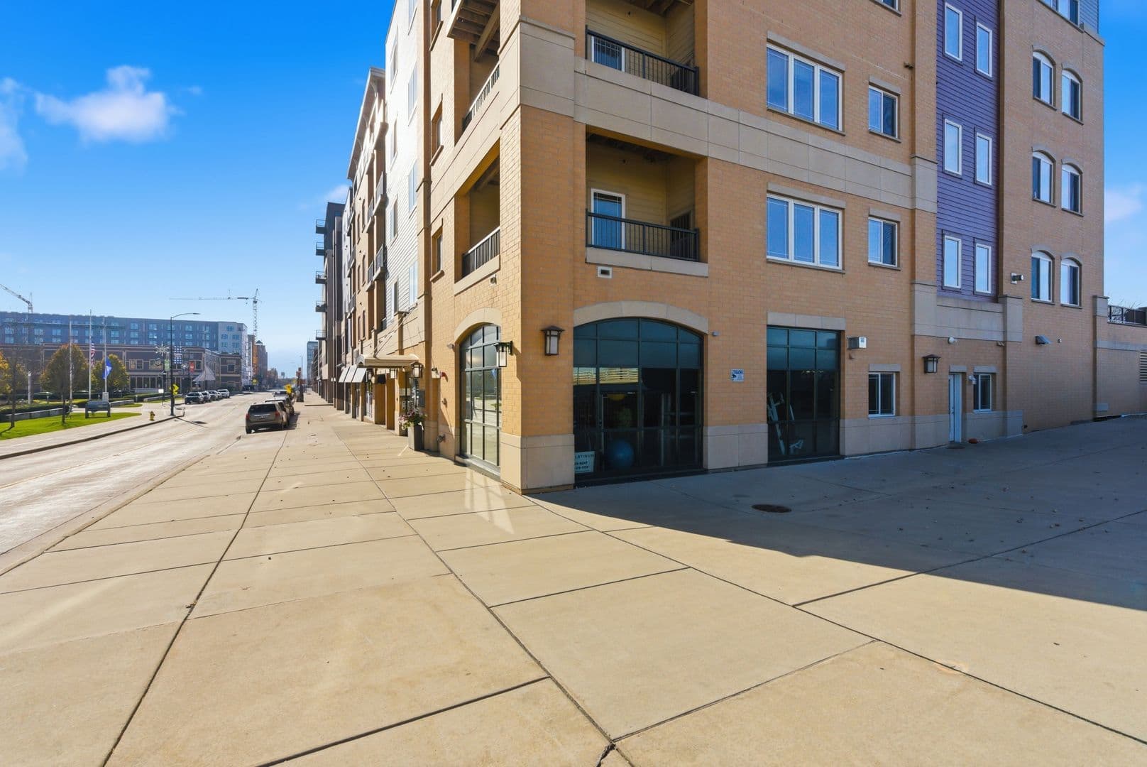 Green Bay Apartment: 401 N Washington St.