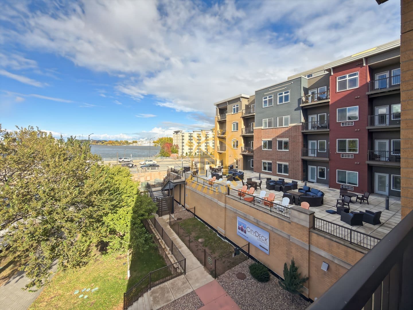 Green Bay Apartment: 401 N Washington St.