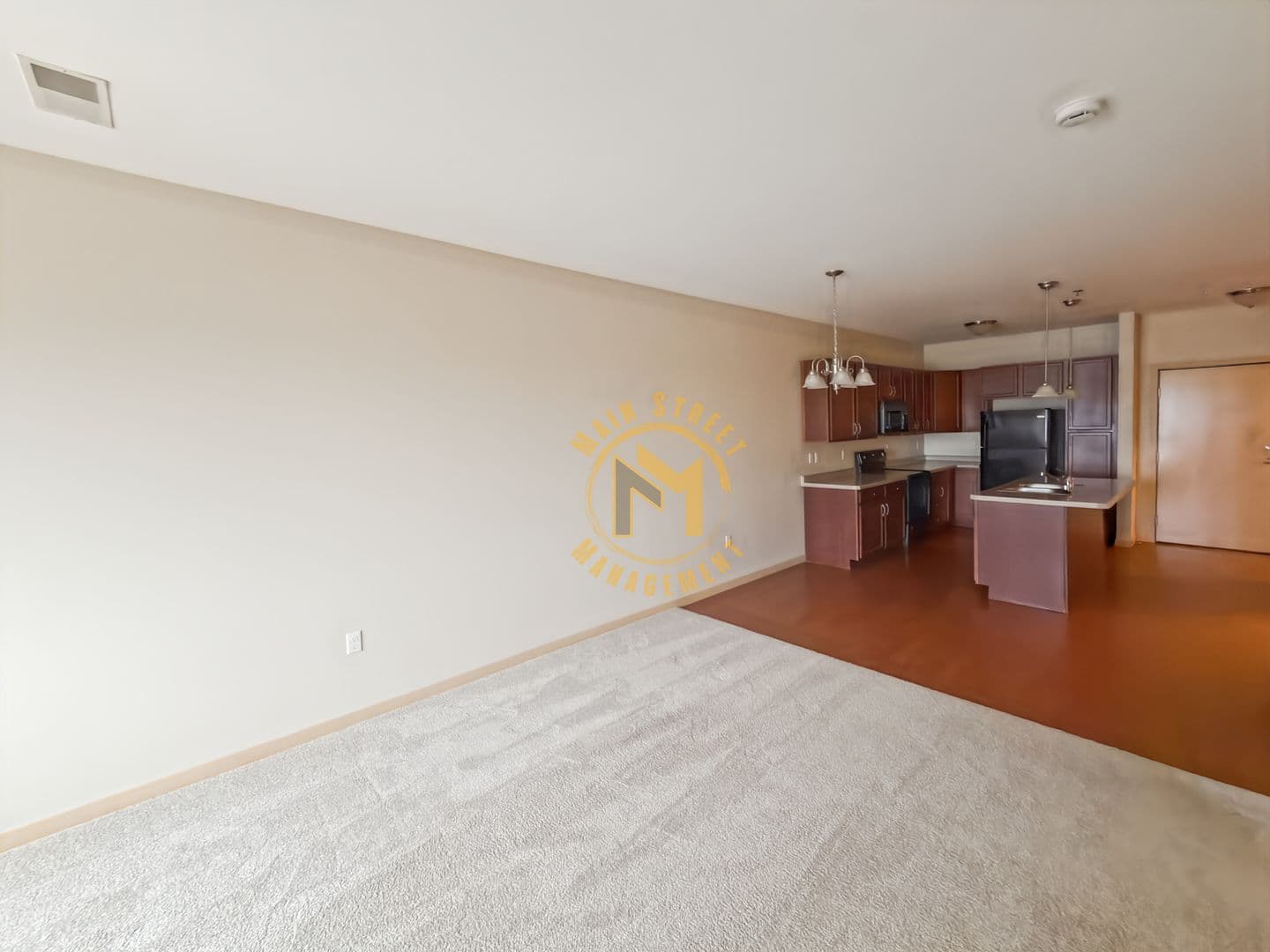 Green Bay Apartment: 401 N Washington St.