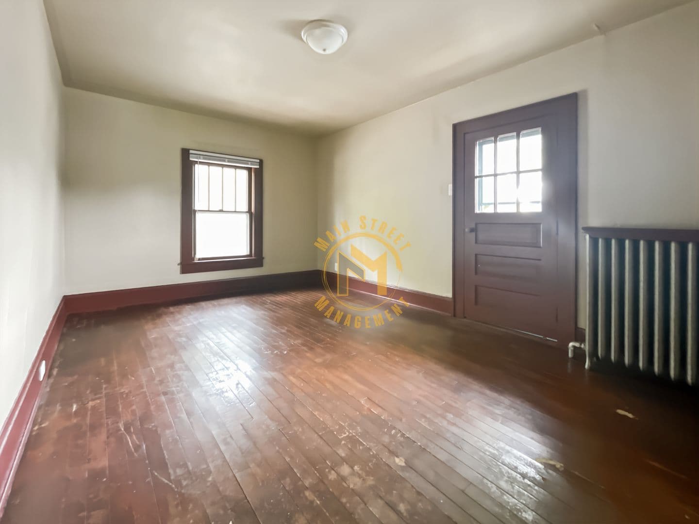 Green Bay Apartment: 1330 E Walnut St.