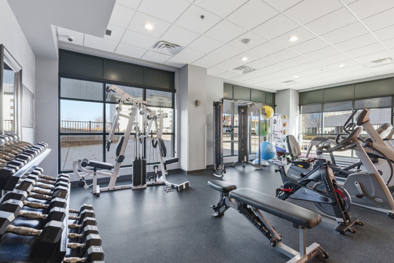 Green Bay Apartment: 401 N Washington St.