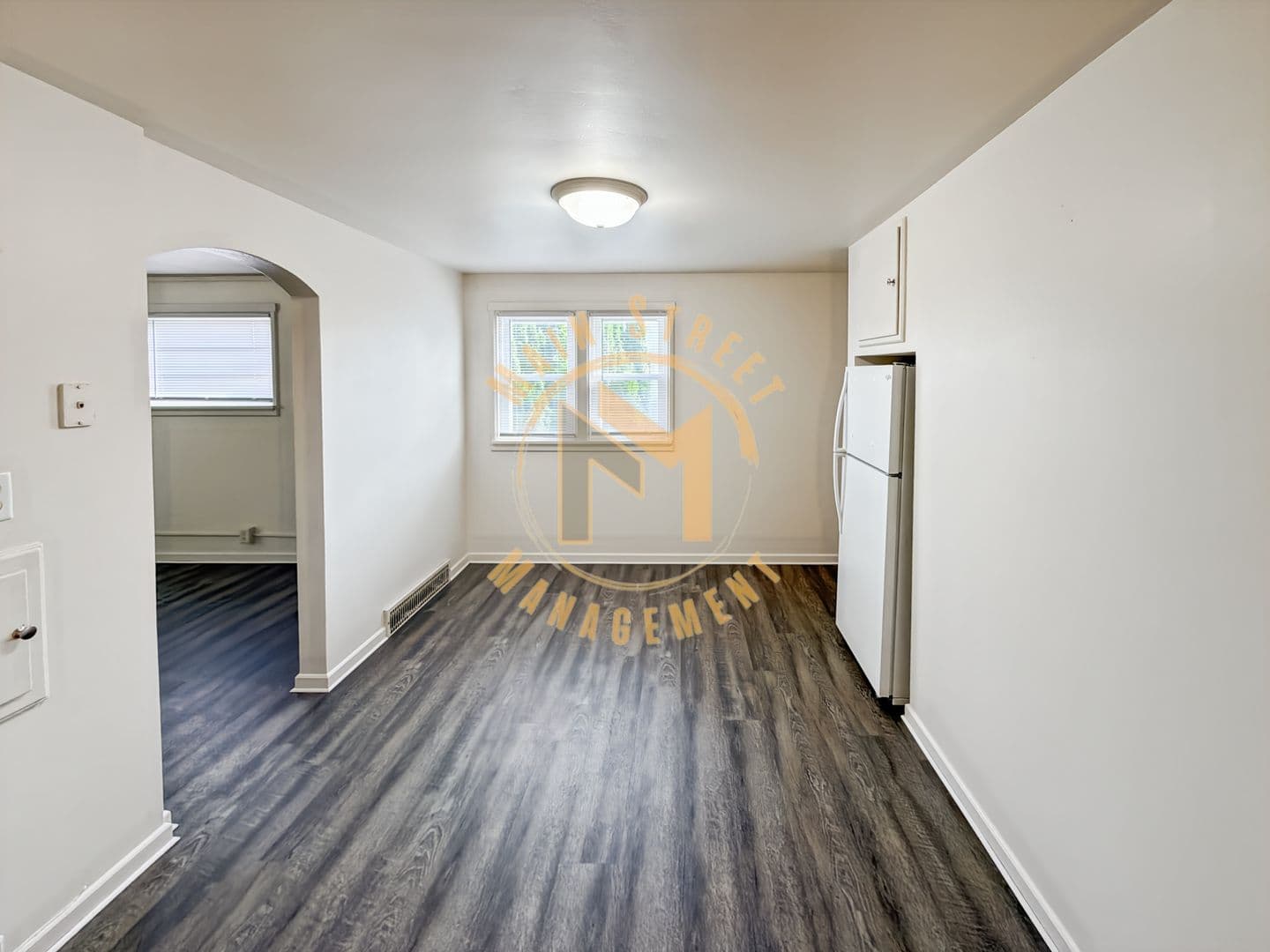 Manitowoc Apartment: 1430 N 8th St.