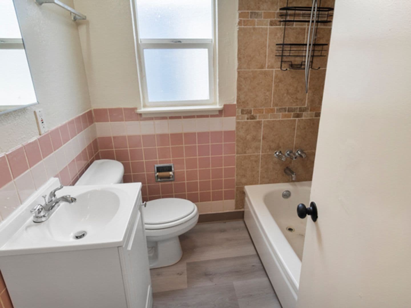 OAKLAND House: 2137 104TH AVENUE