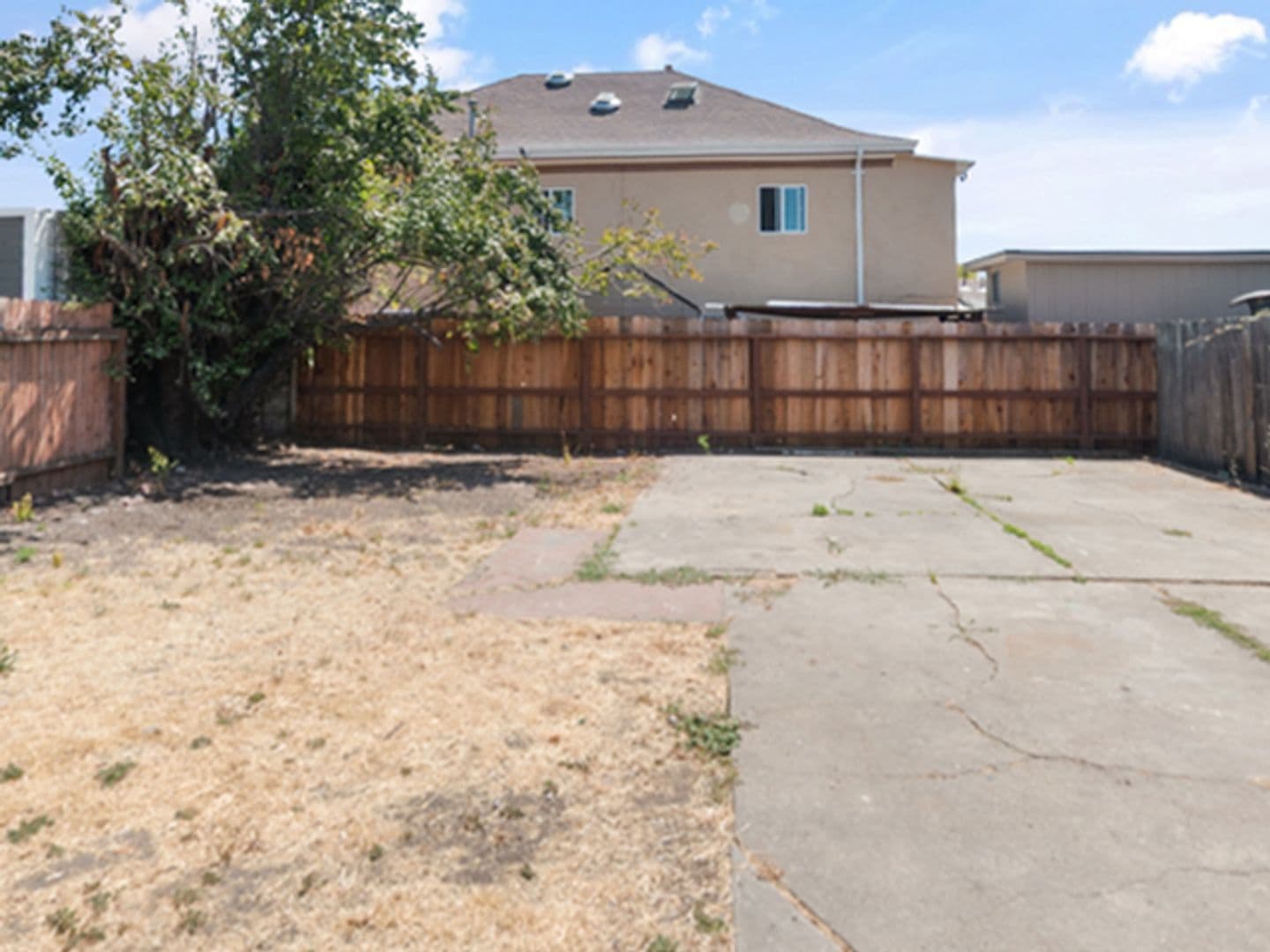 OAKLAND House: 1946 62ND AVENUE