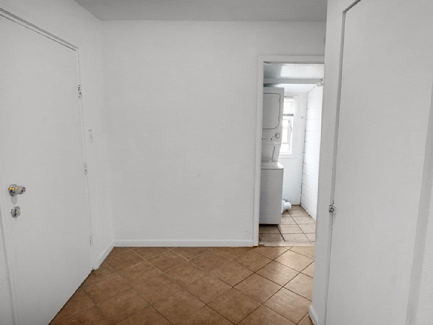 OAKLAND House: 1946 62ND AVENUE