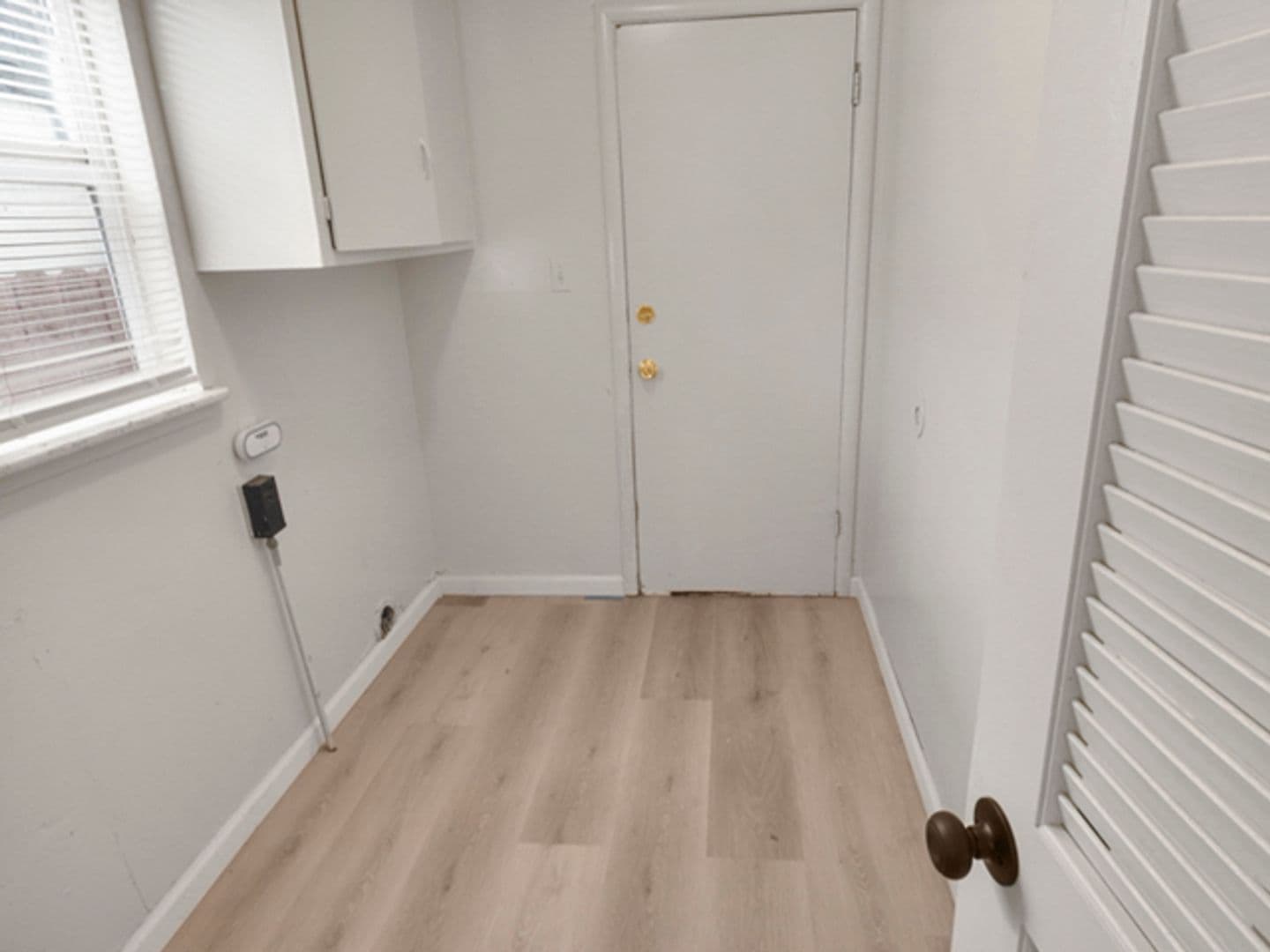 OAKLAND House: 2137 104TH AVENUE