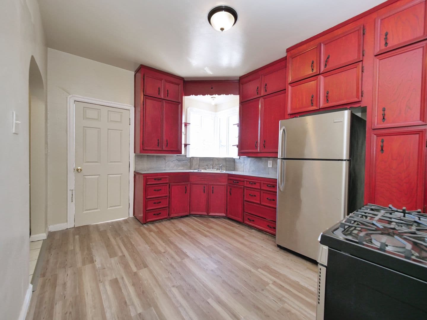 OAKLAND House: 1475 70th AVE