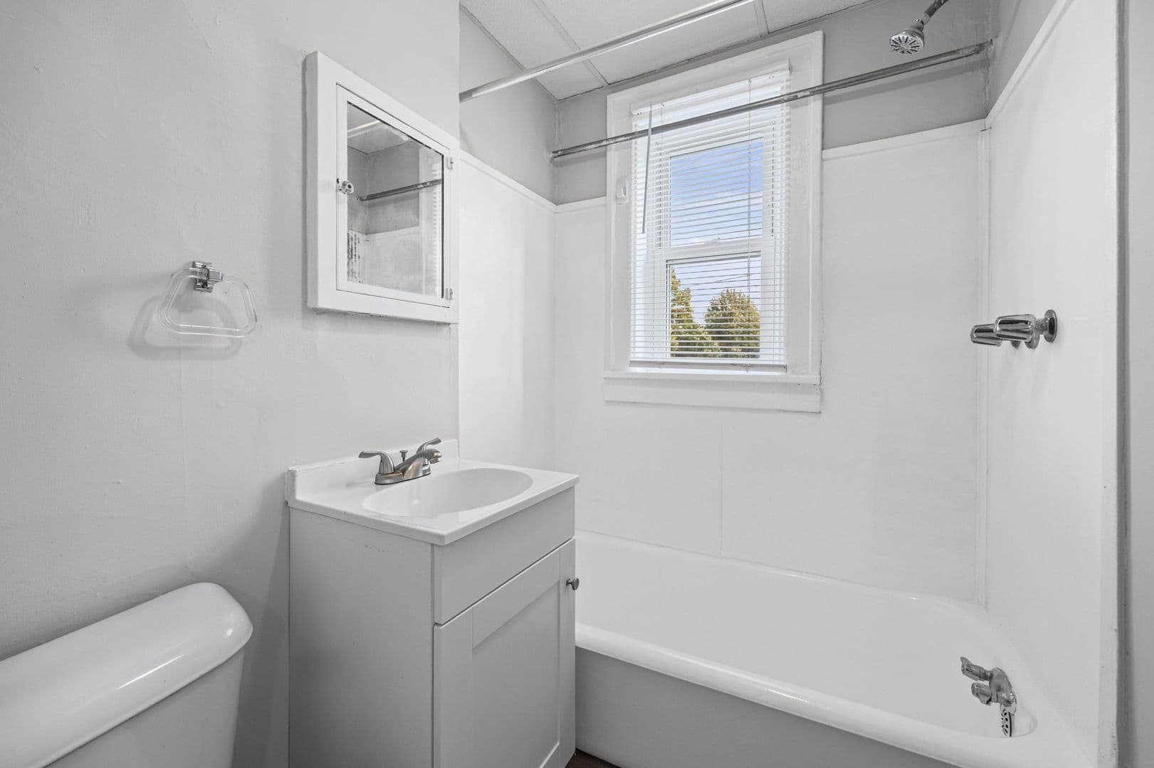 Rochester Apartment: 49 Troup Street