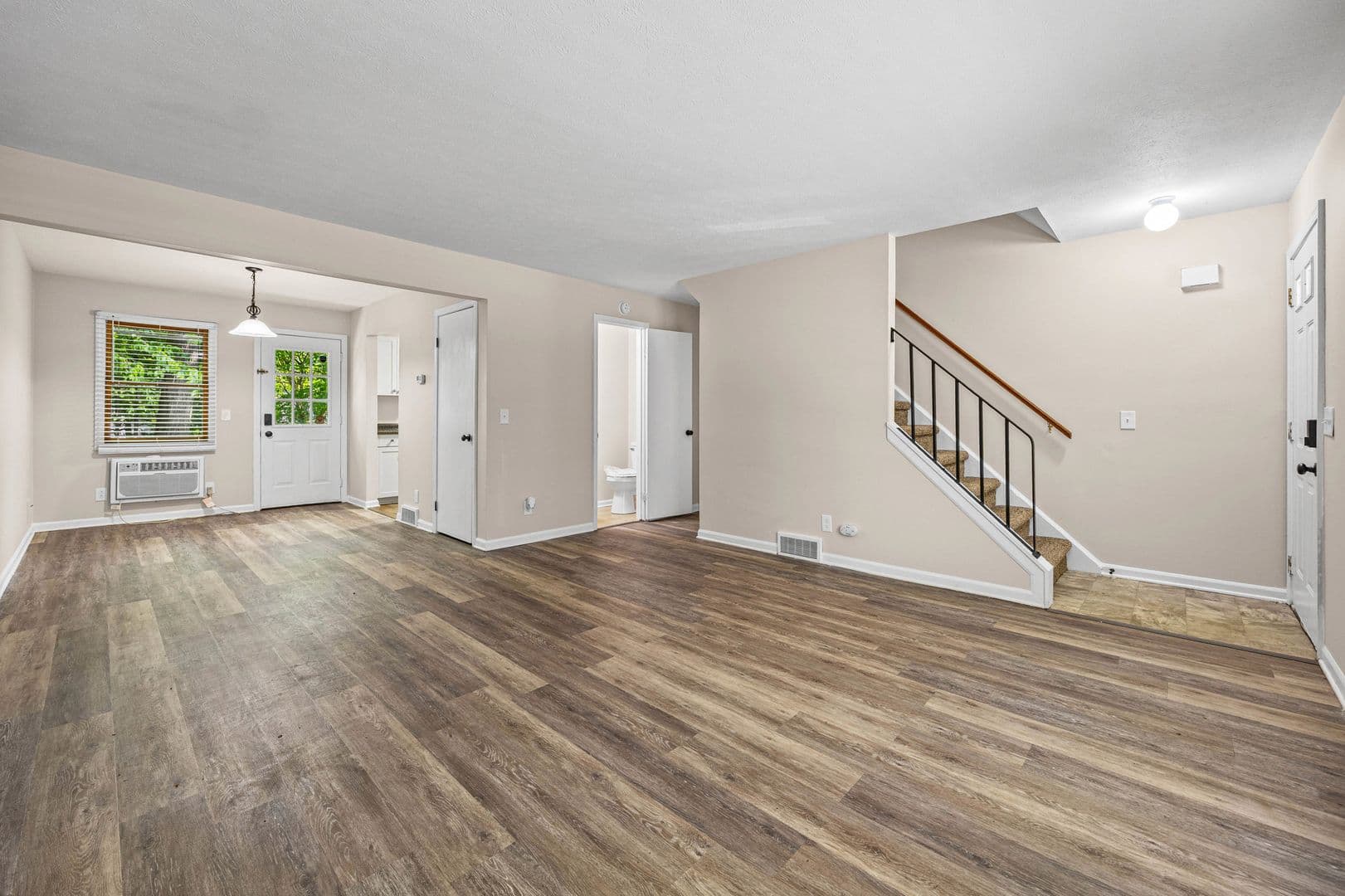Greece Apartment: 419 Britton Road