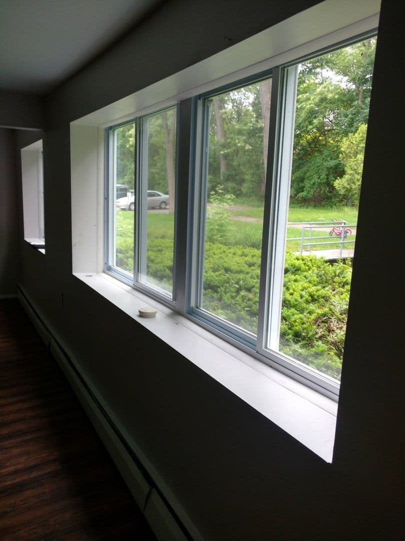 Greece Apartment: 138-154 Woodhill Drive