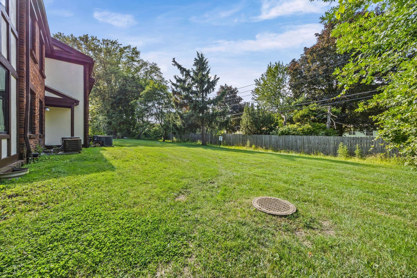 Irondequoit Apartment: 2519 Culver Road