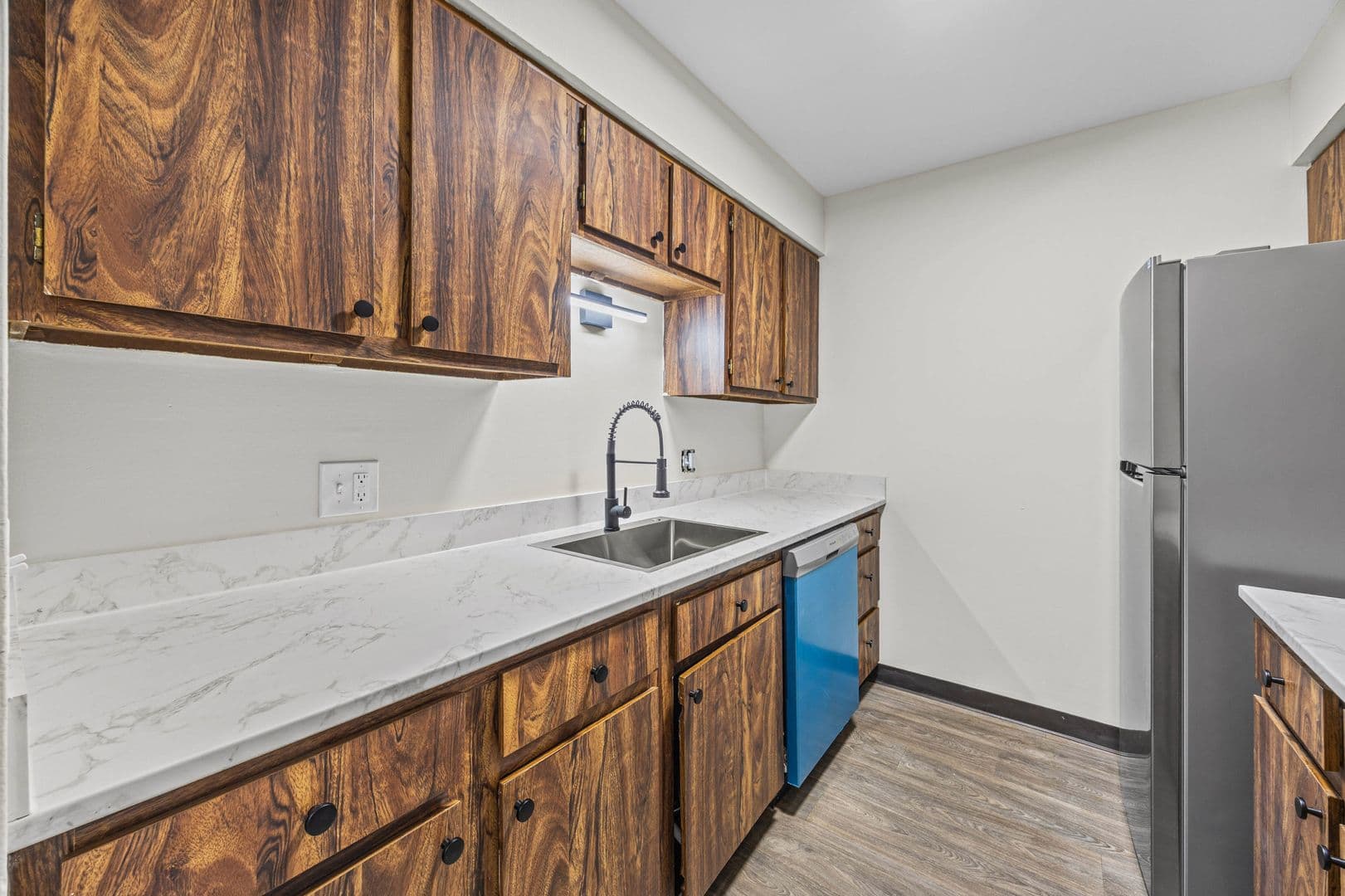 Irondequoit Apartment: 2519 Culver Road