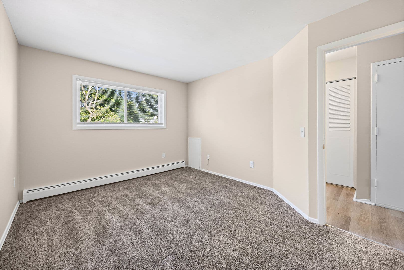 Rochester Apartment: 721 Cedarwood Terrace