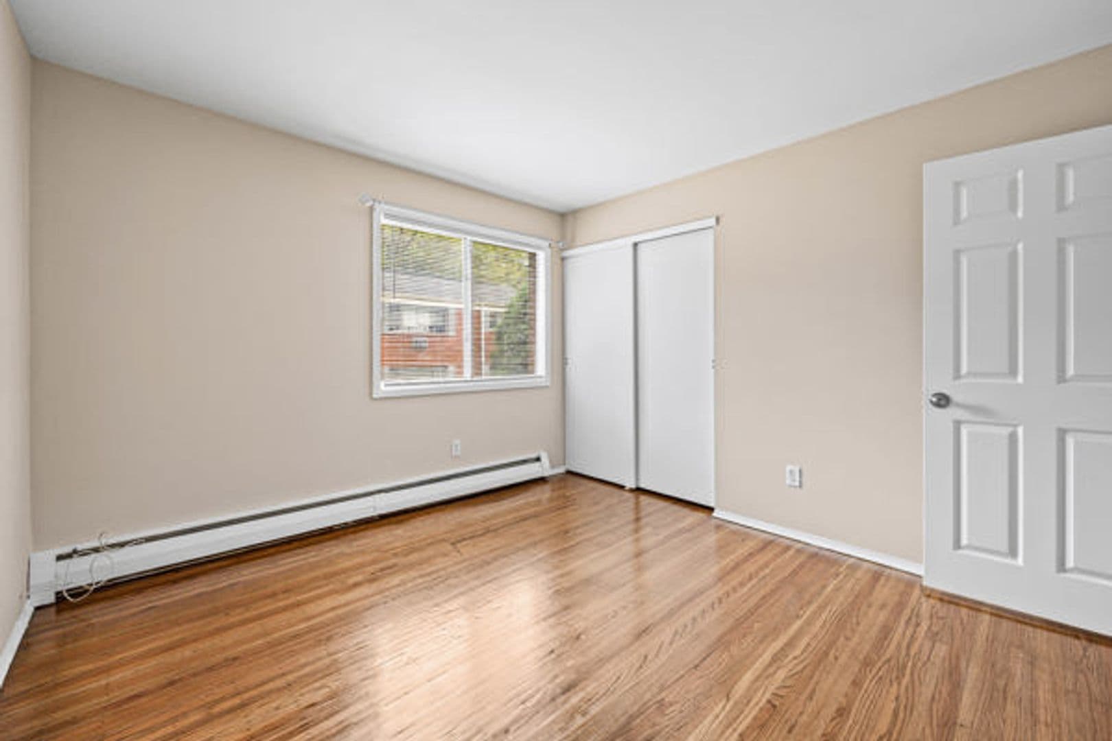 Greece Apartment: 138-154 Woodhill Drive