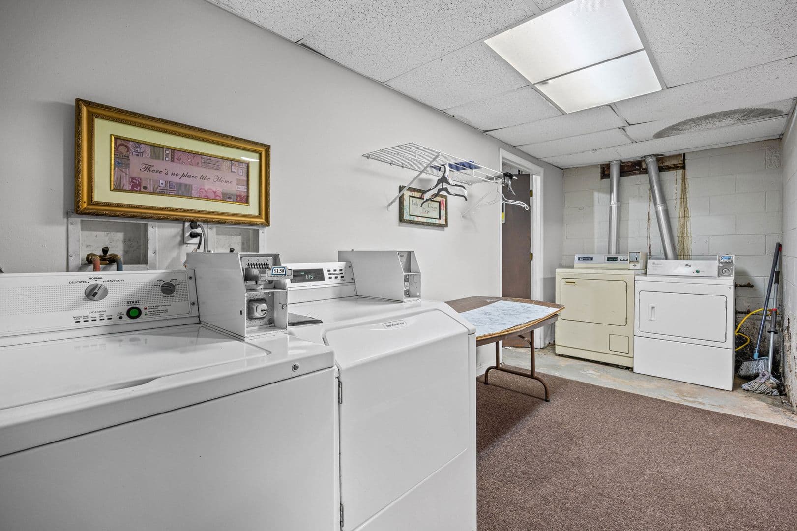 Greece Apartment: 138-154 Woodhill Drive