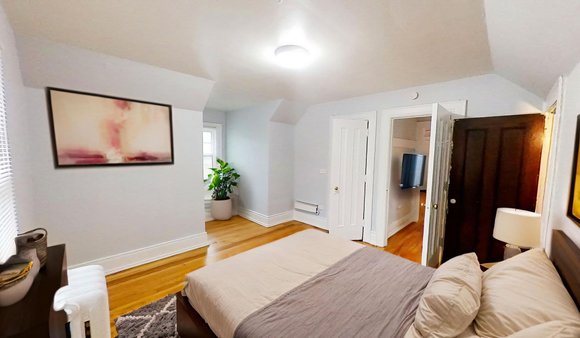 Rochester Apartment: 30 Edgerton St