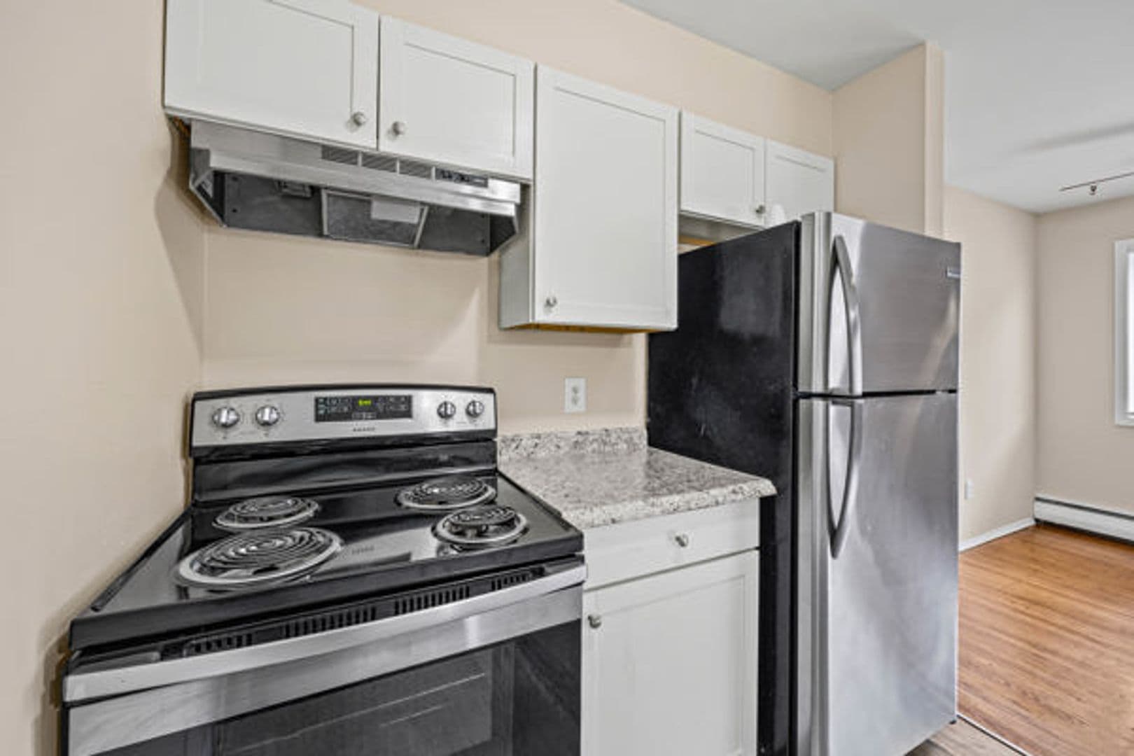 Greece Apartment: 138-154 Woodhill Drive