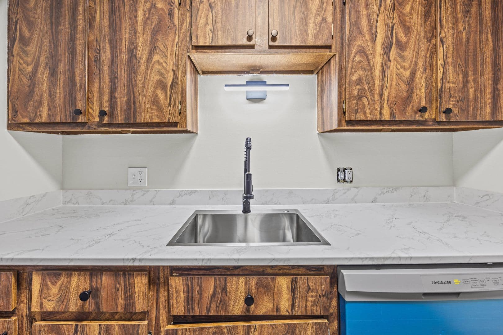Irondequoit Apartment: 2519 Culver Road