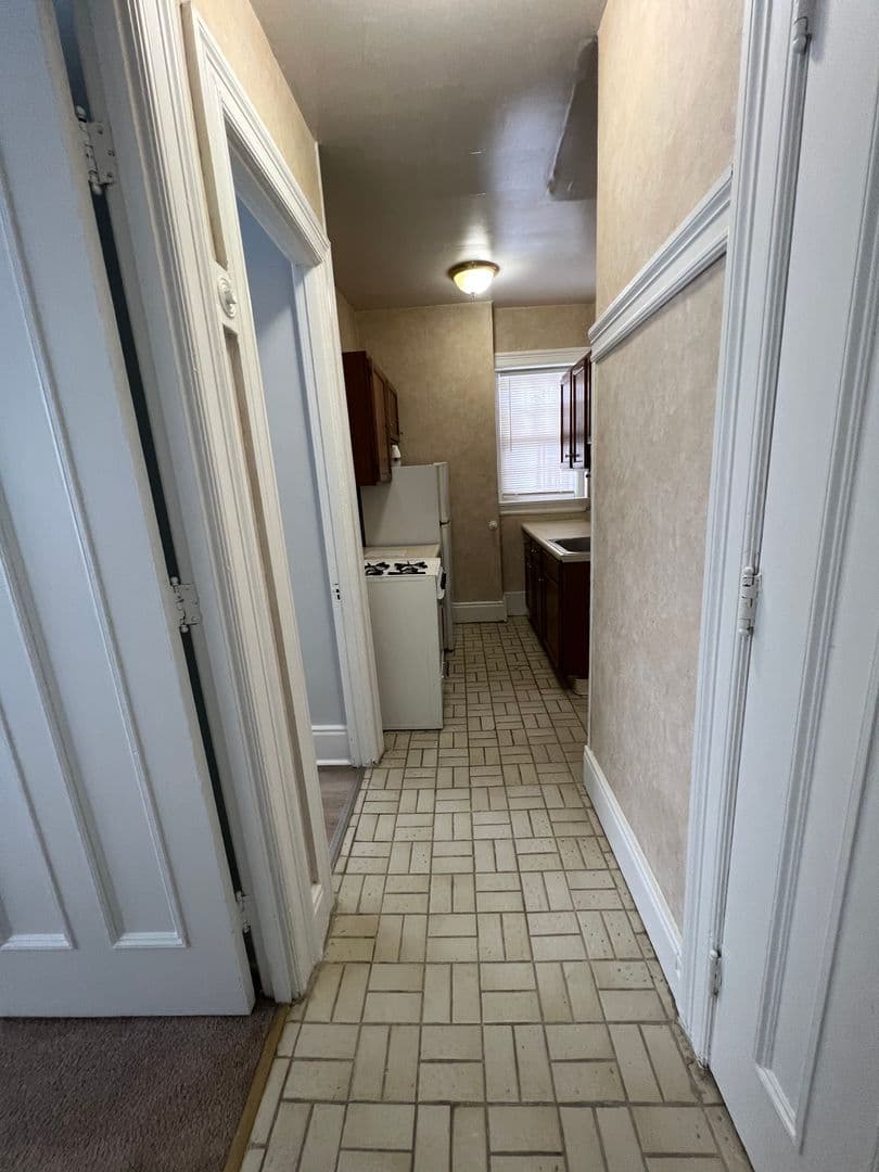 Rochester Apartment: 593 Park Ave