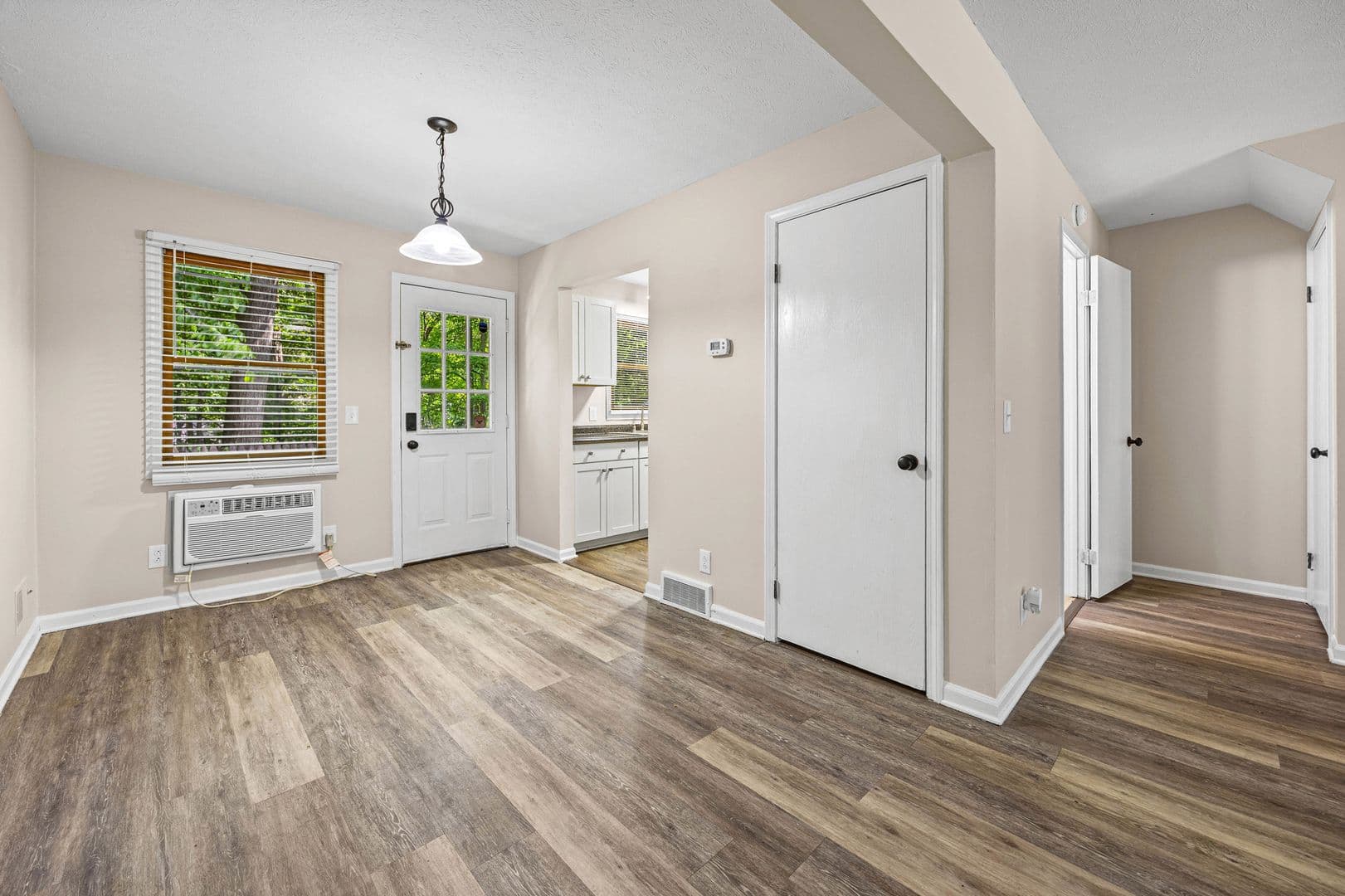 Greece Apartment: 419 Britton Road