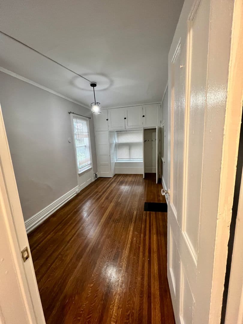Rochester Apartment: 400 Oxford Street