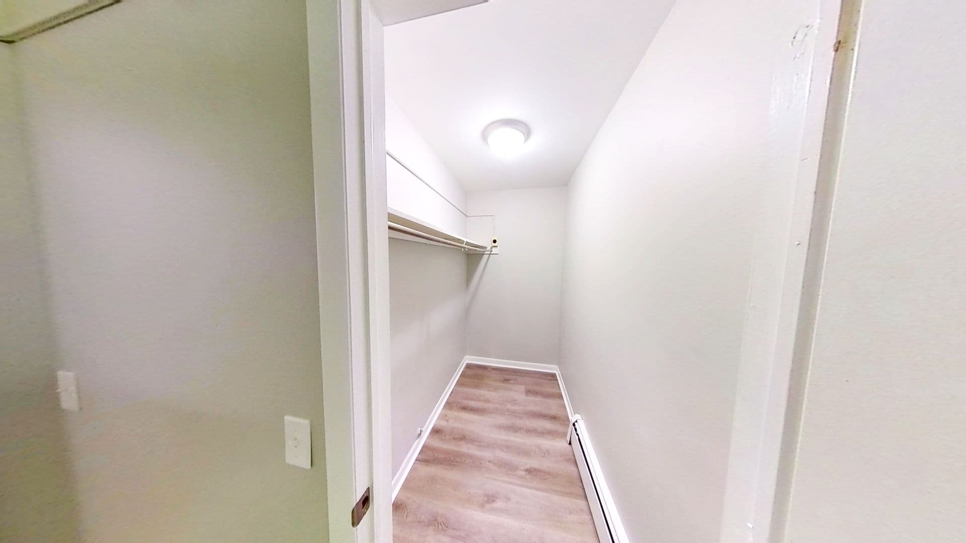 Canandaigua Apartment: 223 Bristol St