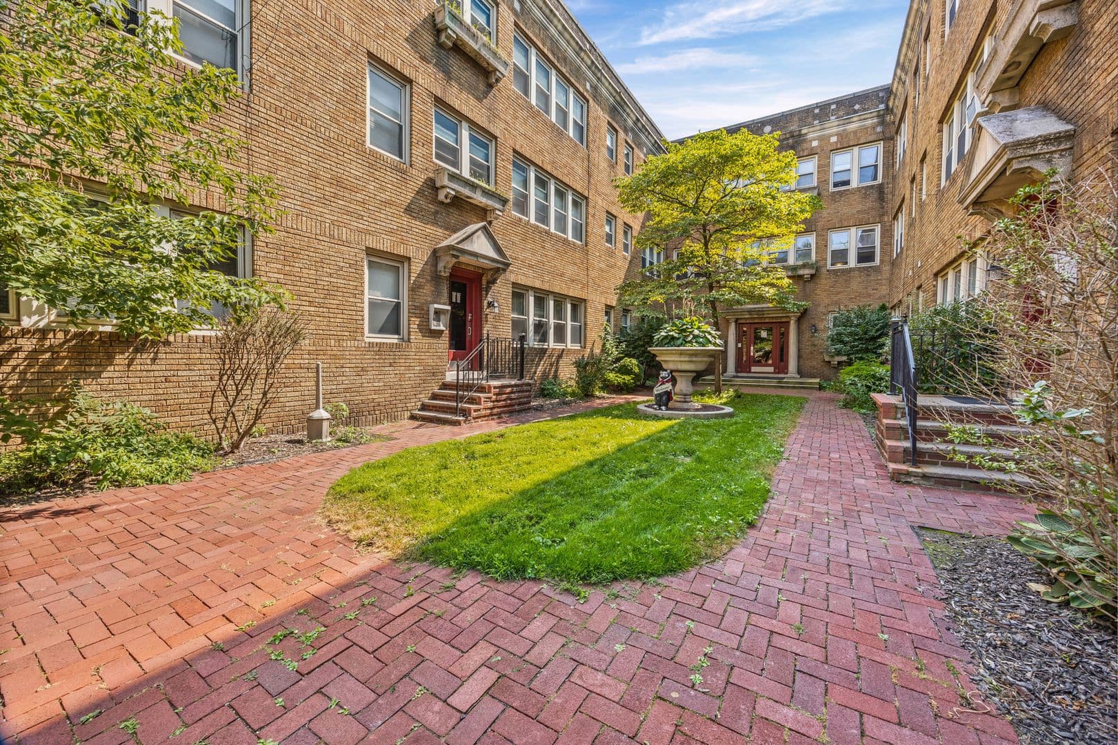 Rochester Apartment: 1615-1625 East Ave