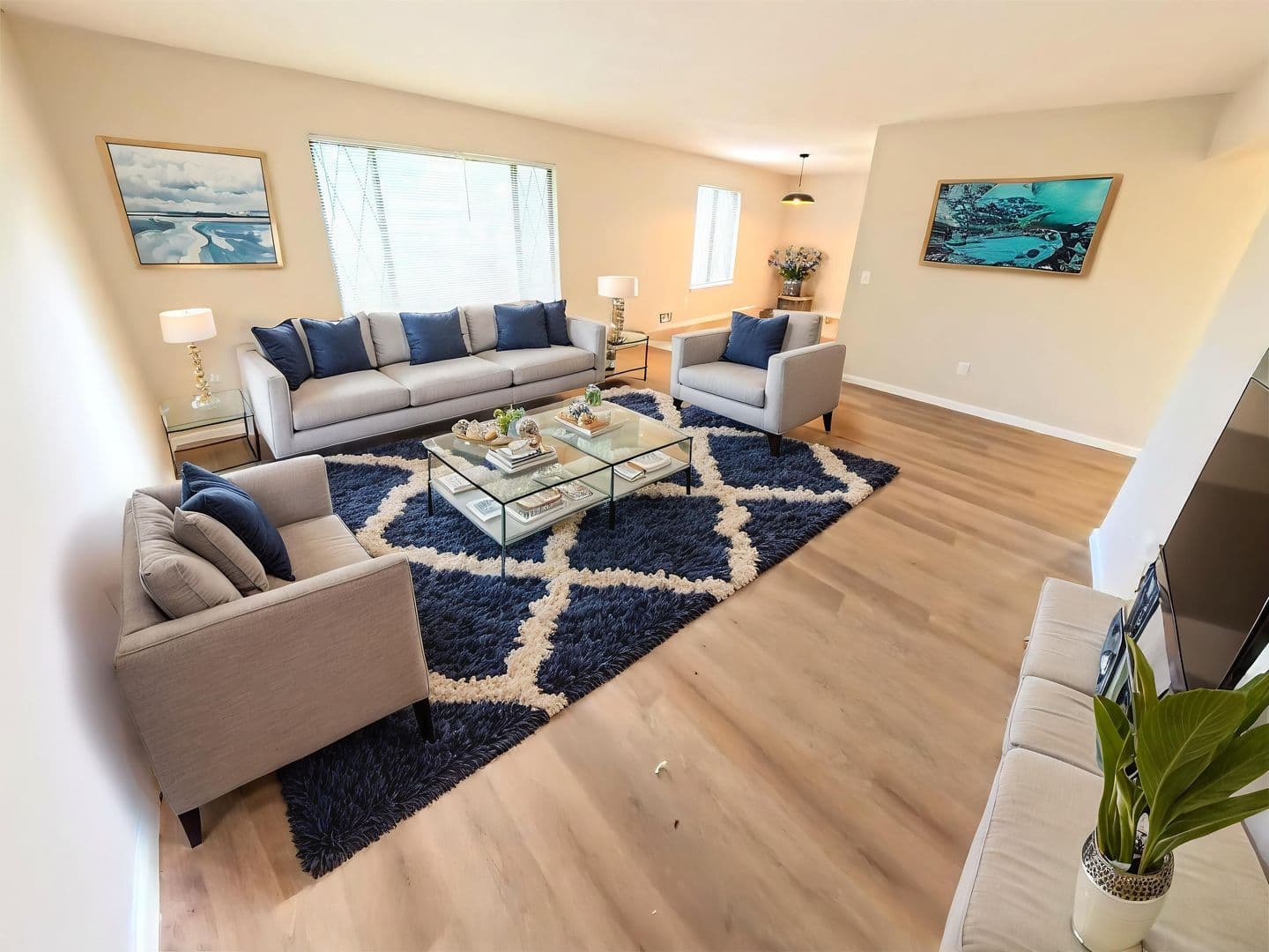 Irondequoit Apartment: 2519 Culver Road