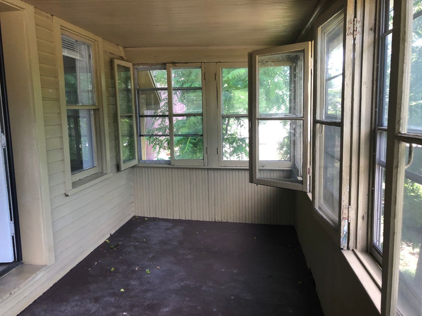 Irondequoit Apartment: 5064 St Paul Blvd