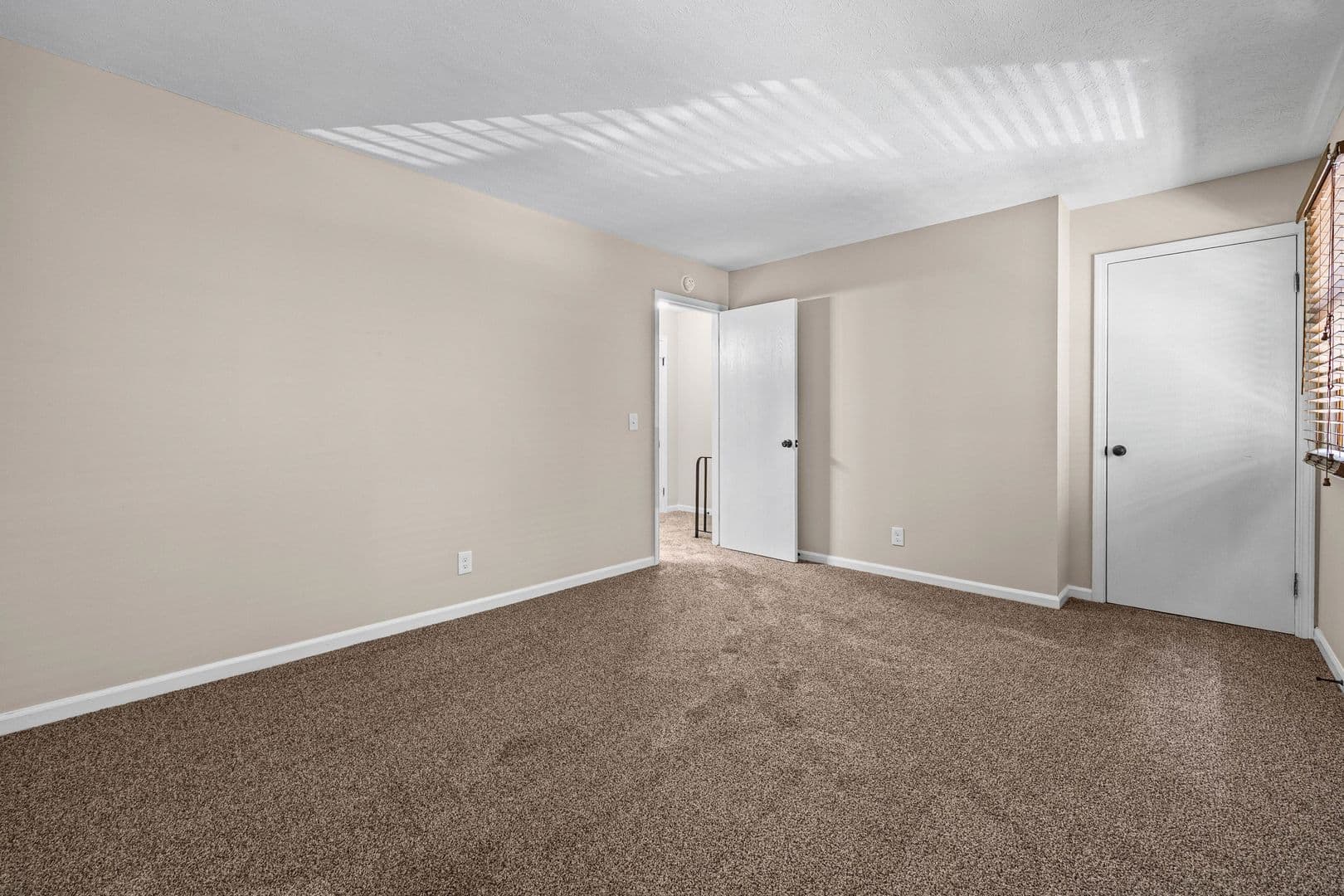 Greece Apartment: 419 Britton Road