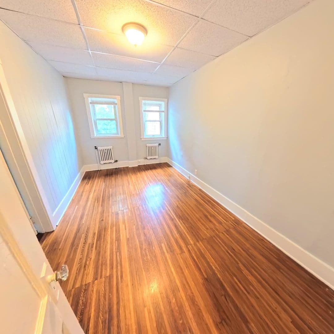 Rochester Apartment: 1615-1625 East Ave