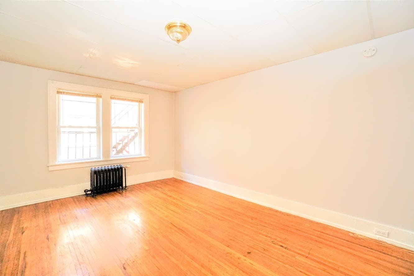 Rochester Apartment: 49 Troup Street