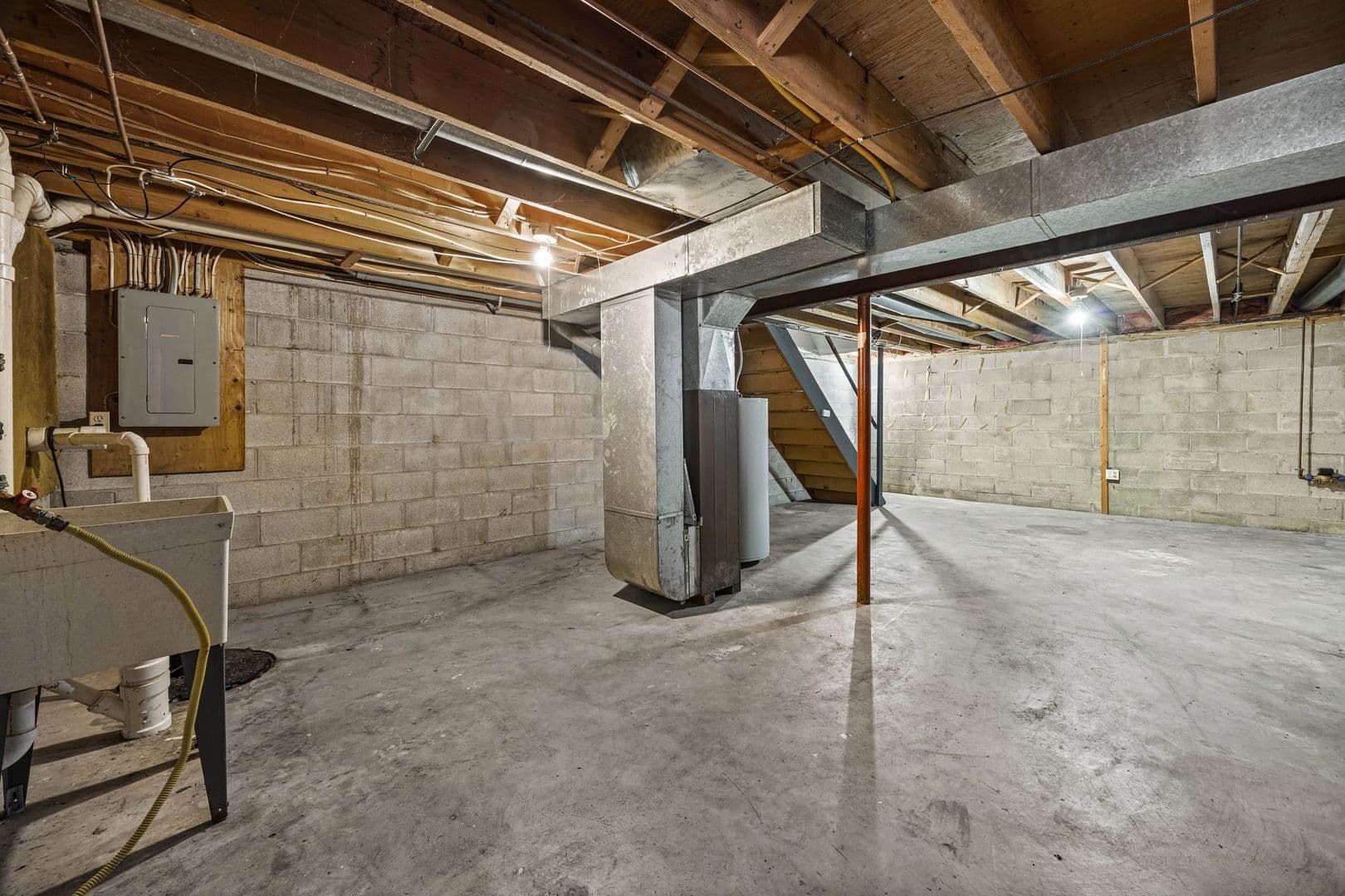 Greece Apartment: 419 Britton Road