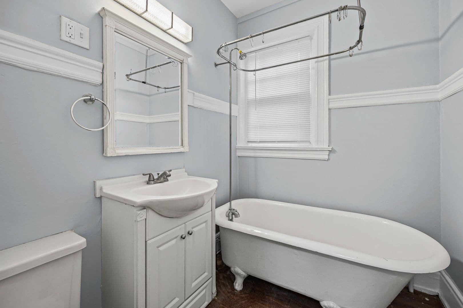 Rochester Apartment: 593 Park Ave