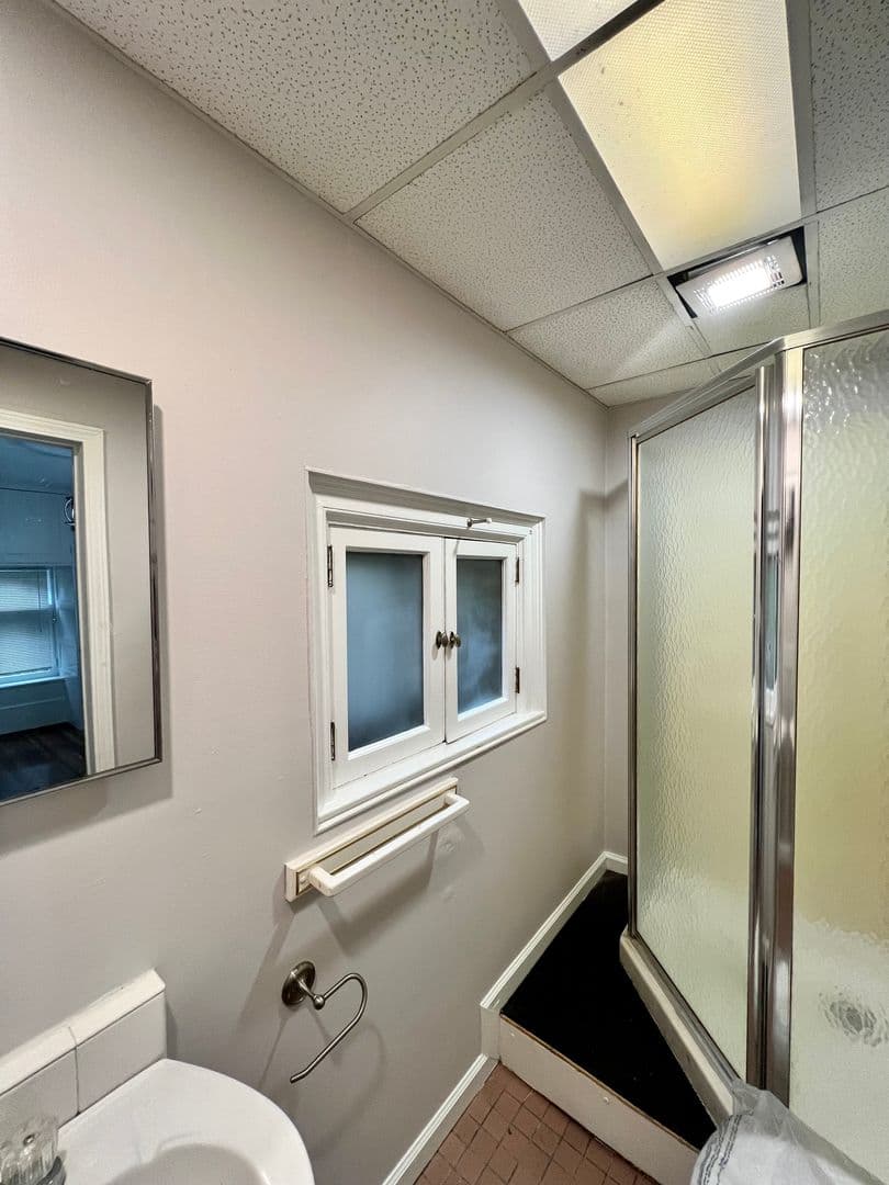 Rochester Apartment: 400 Oxford Street