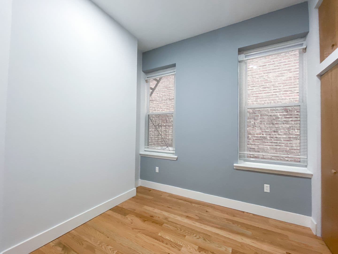 Philadelphia Apartment: 1935-37 Chestnut Street