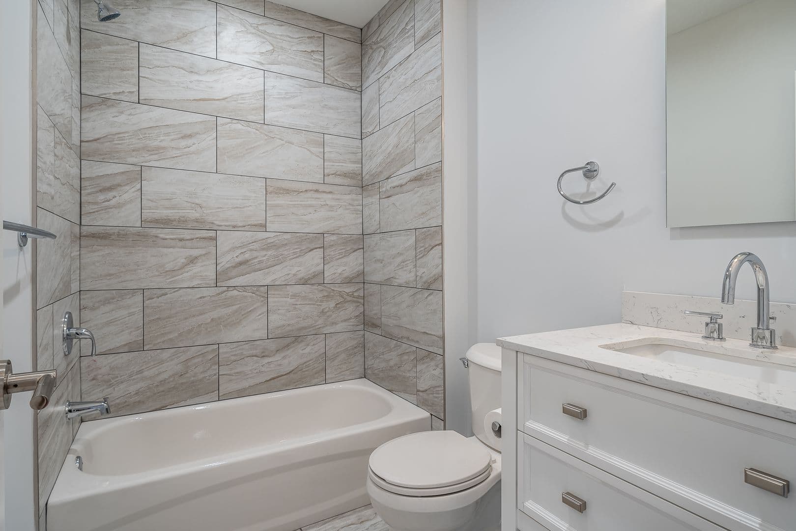 Philadelphia House: 237 Tasker Street