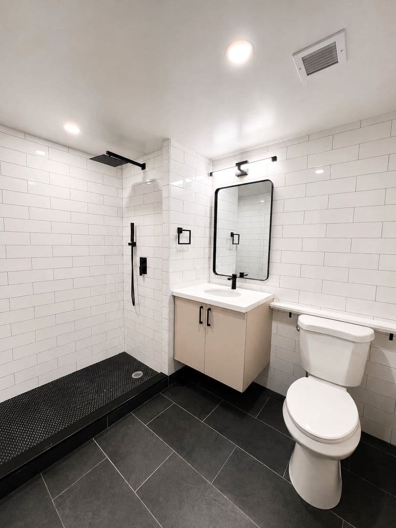 Philadelphia Apartment: 1813 Ranstead St