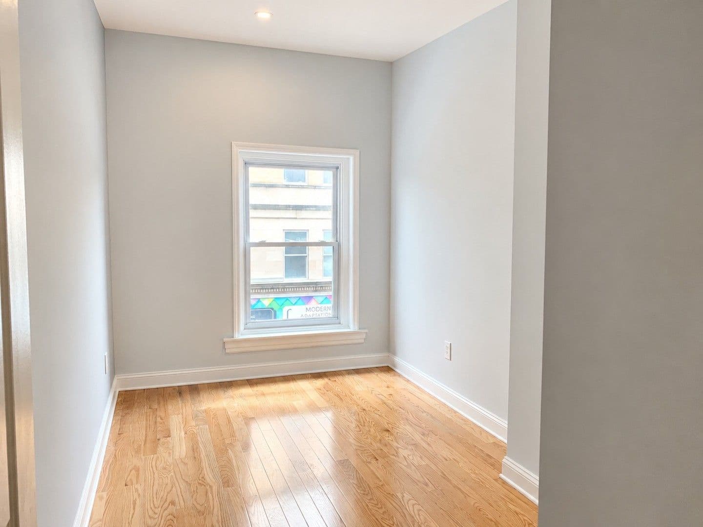 Philadelphia Apartment: 1935-37 Chestnut Street
