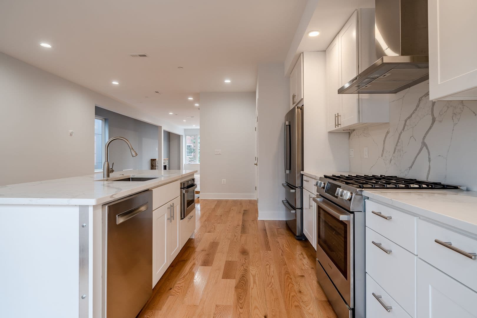 Philadelphia House: 237 Tasker Street