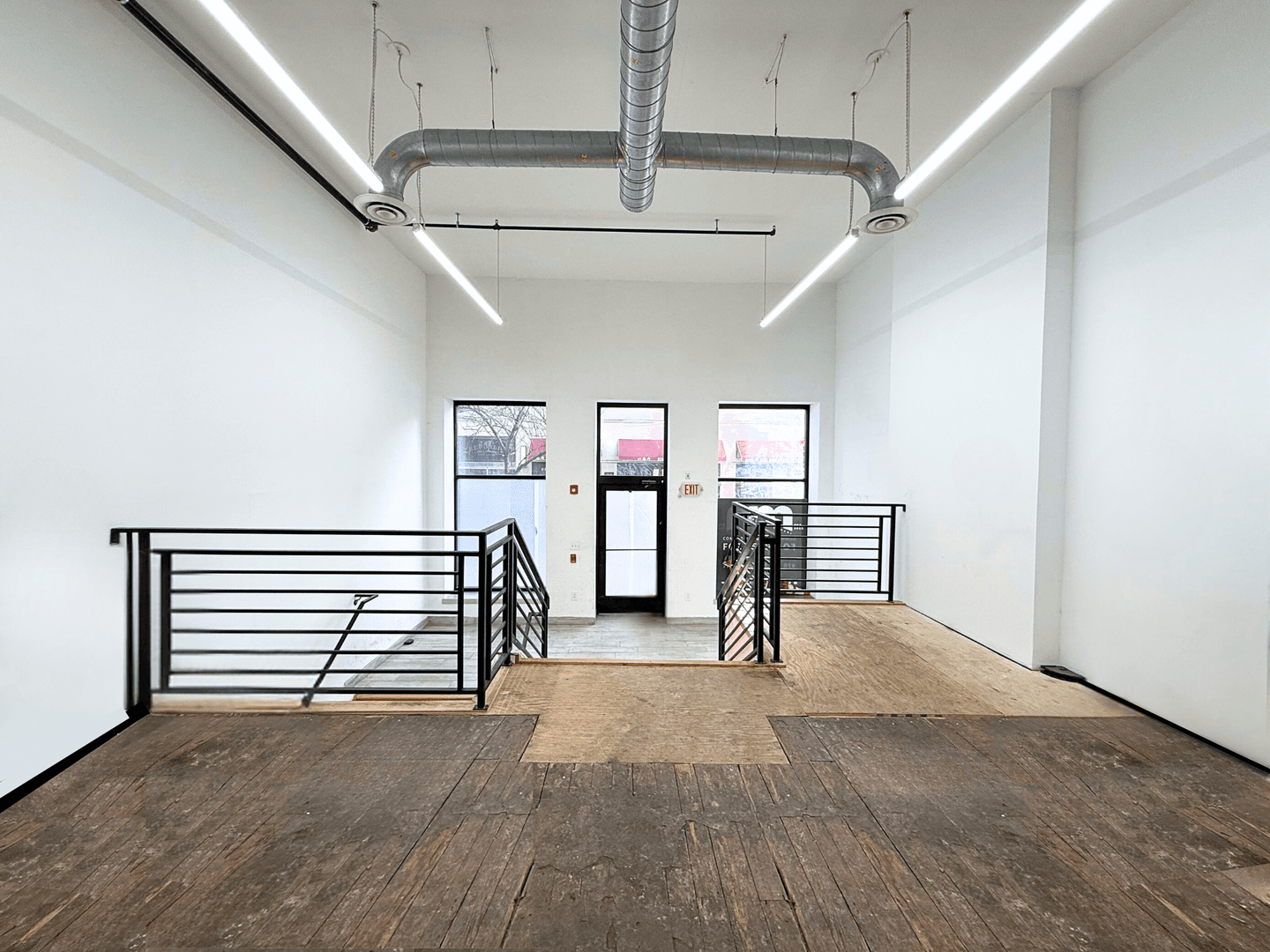 Philadelphia Apartment: 1935-37 Chestnut Street