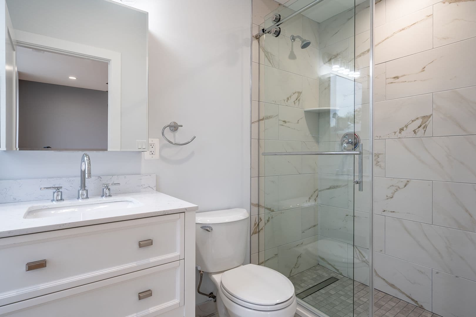 Philadelphia House: 237 Tasker Street