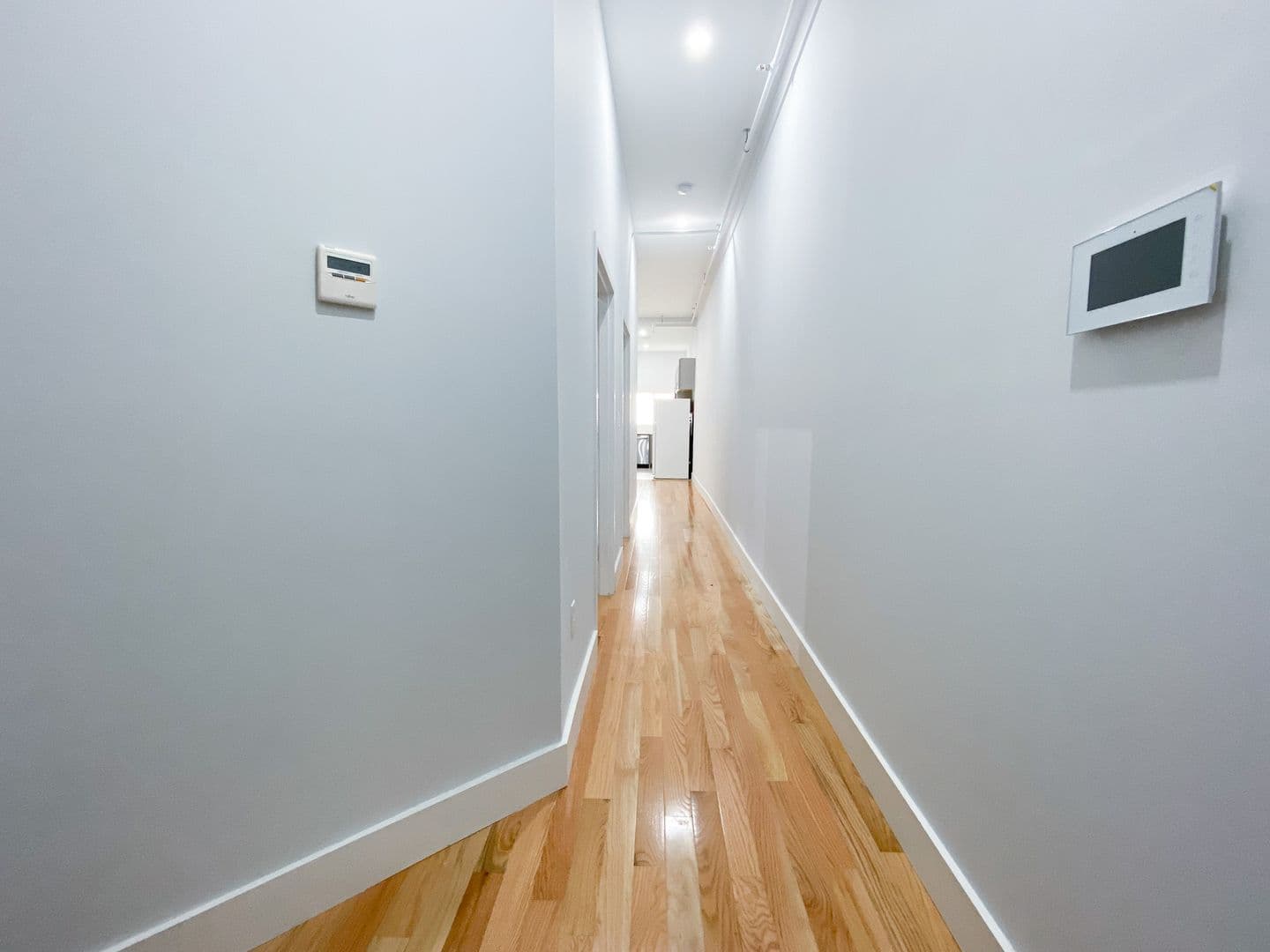Philadelphia Apartment: 1935-37 Chestnut Street