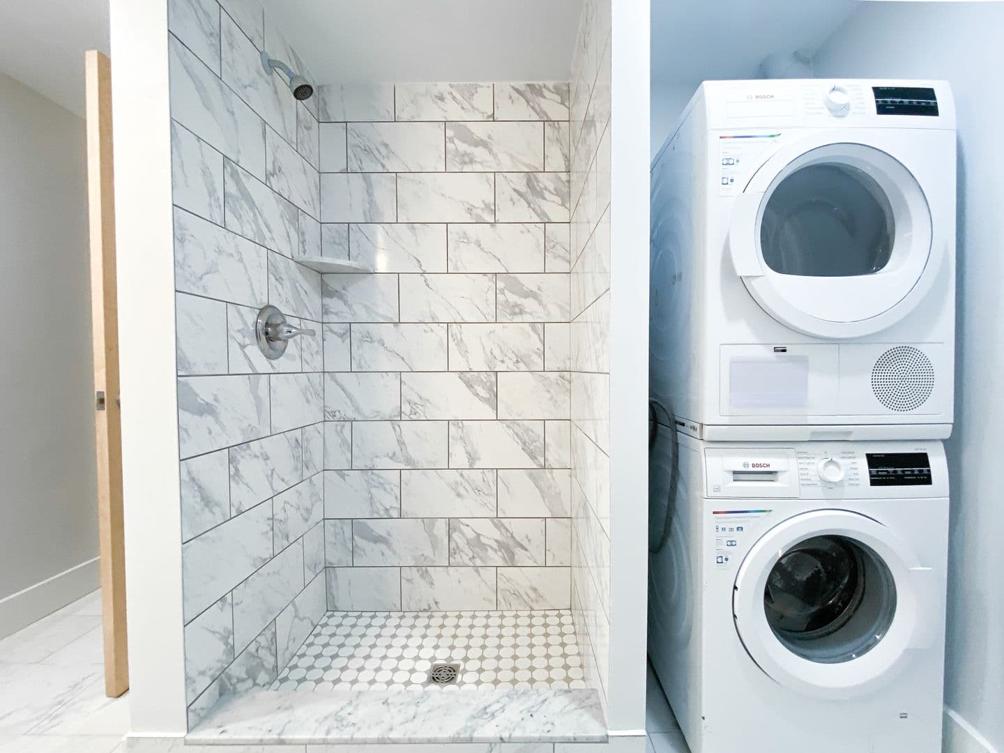 Philadelphia Apartment: 1935-37 Chestnut Street