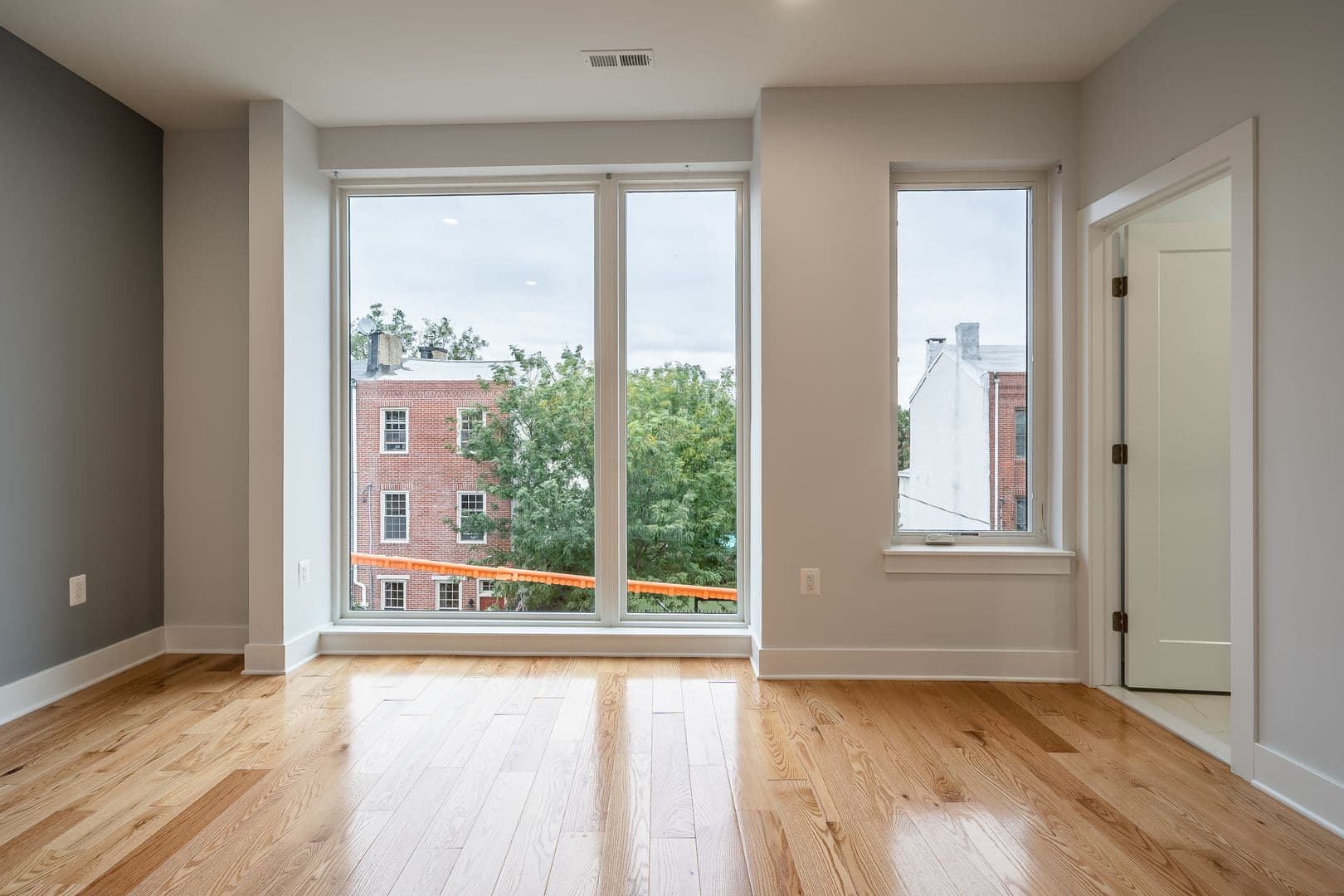 Philadelphia House: 237 Tasker Street
