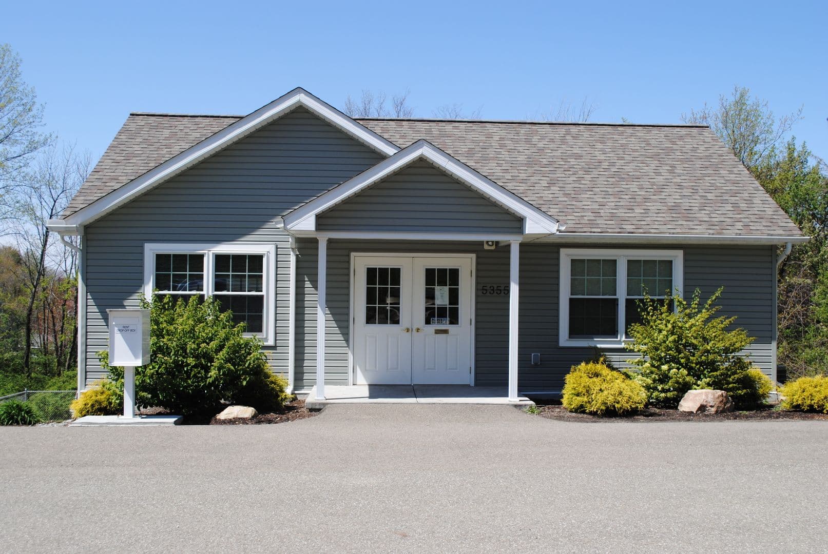 Erie Apartment: 5355 Rome Drive