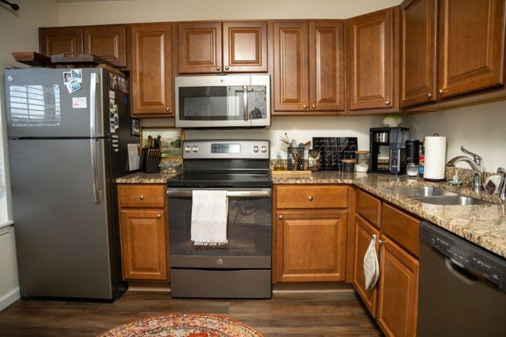 Erie Apartment: 1640-1698 West Grandview Blvd.
